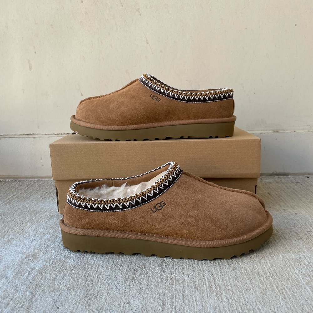BRAND NEW UGG Tasman Chestnut size 8w